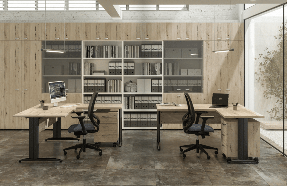 Bureau moderne avec étagères en bois et décoration minimaliste.
